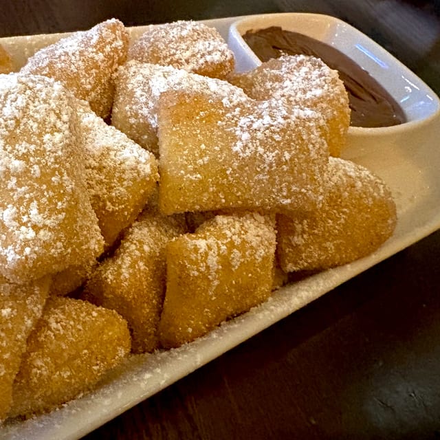 Zeppole w Nutella.