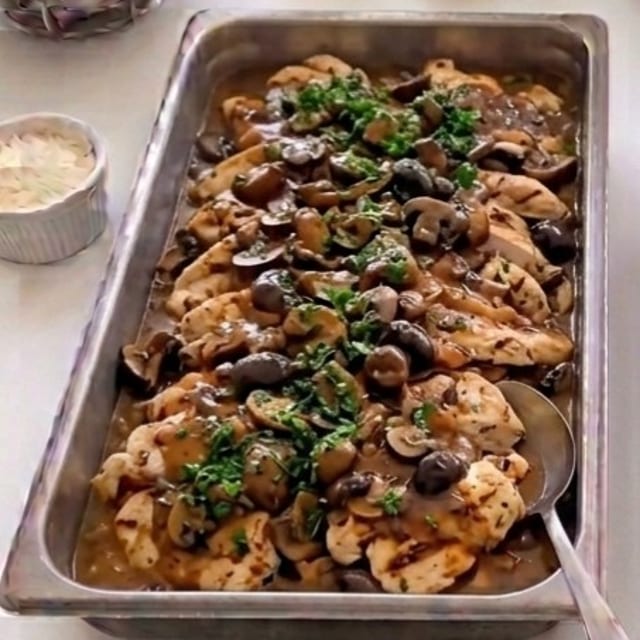 Full Tay Chicken Valdastana.