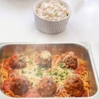 Half Tray Meatballs W/ Linguine